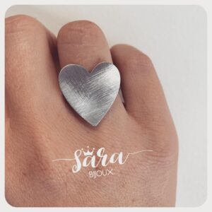 Anello cuore satinato