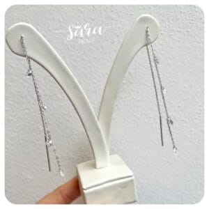 Orecchini a scorrimento con cristalli